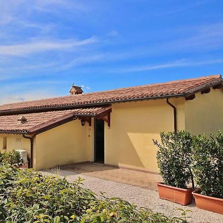 Agriturismo Fiordaliso Треві Екстер'єр фото