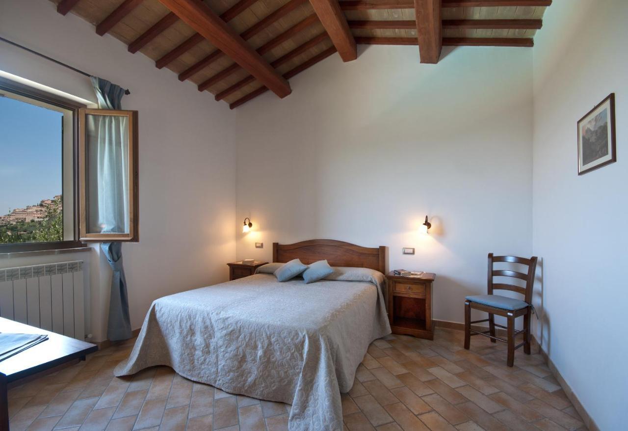 Agriturismo Fiordaliso Треві Екстер'єр фото